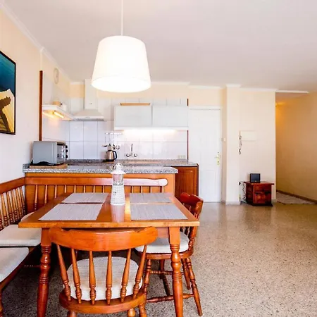 Stunning View 2 Bed Family アパート