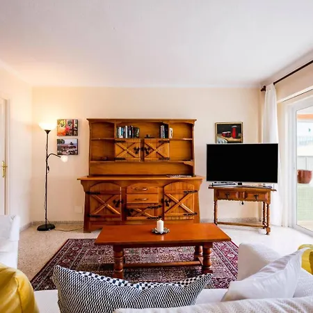 Stunning View 2 Bed Family Lägenhet