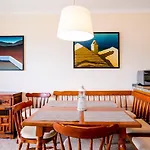 아파트 Stunning View 2 Bed Family