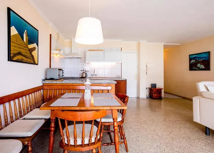 Stunning View 2 Bed Family Daire